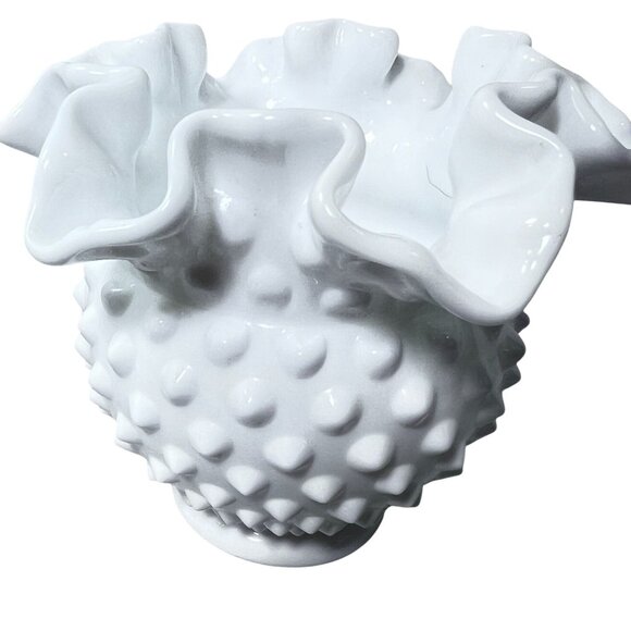 Vintage Fenton White Milk Glass Hobnail Ruffled Edge Vase 4.25" Cottagecore - Picture 2 of 8